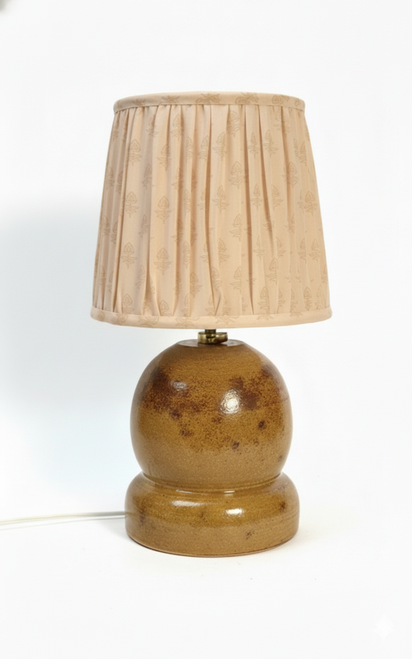 Speckeled Amber Gourd Lamp